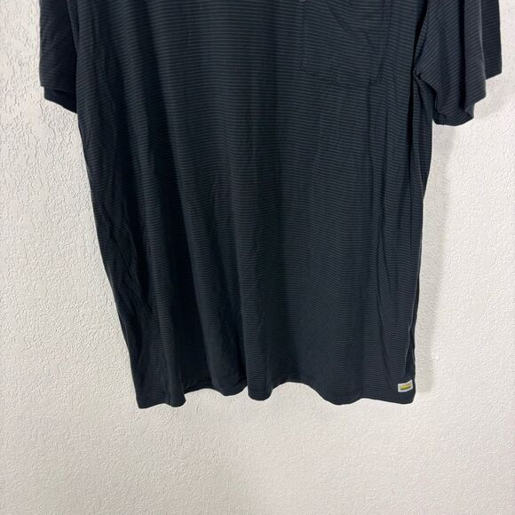 Vuori Black with Grey Striped Linear Tech Pocket Tshirt Size XL - Picture 4 of 7